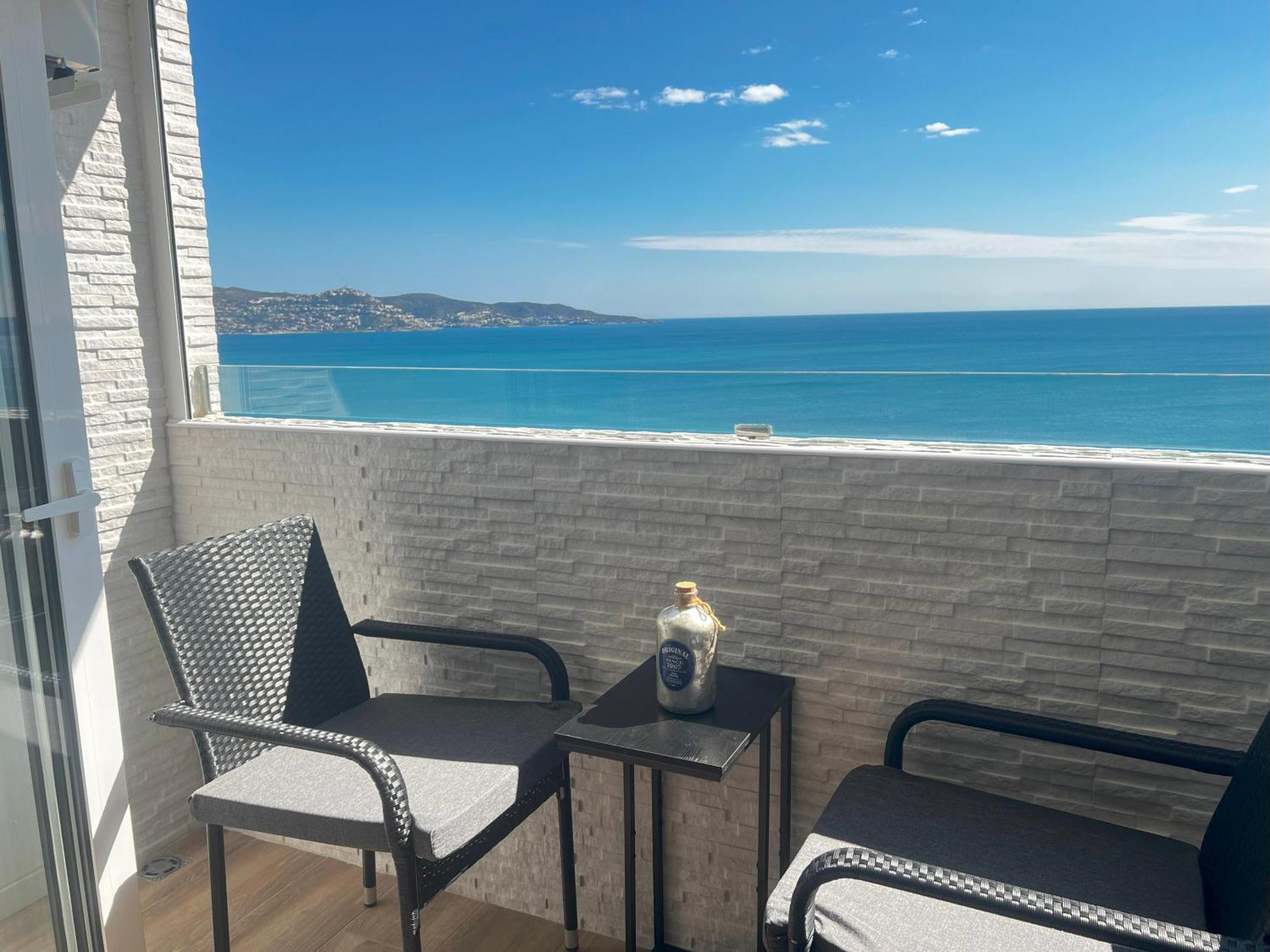 Penthouse On The Beach 엠푸리아브라바 외부 사진